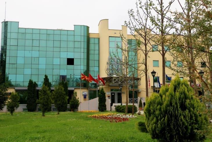 Општина Чаир го осудува нападот врз Арсовска, нагласува дека никој од институцијата не е поврзан со настанот