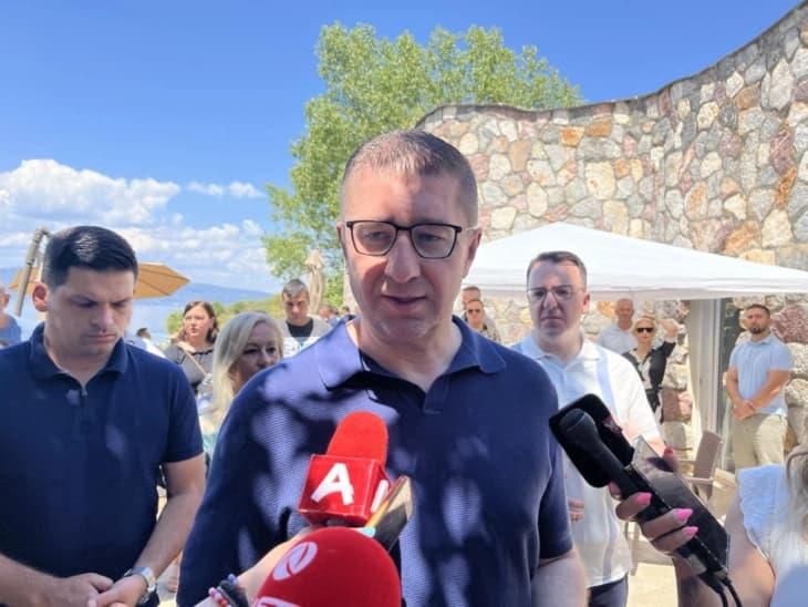 Мицкоски за обвинувањата на Арсовска: Државата има институции, ги повикувам да постапуваат