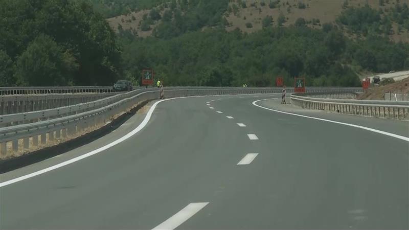 Пуштен во употреба на дел од автопатот Кичево – Охрид во должина од 20 километри