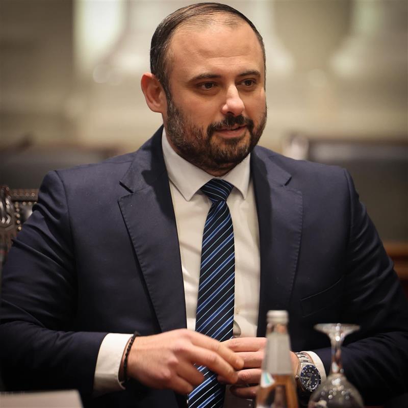Орце Ѓорѓиевски: „Младите треба да се мажат/женат порано – идеално под 30“