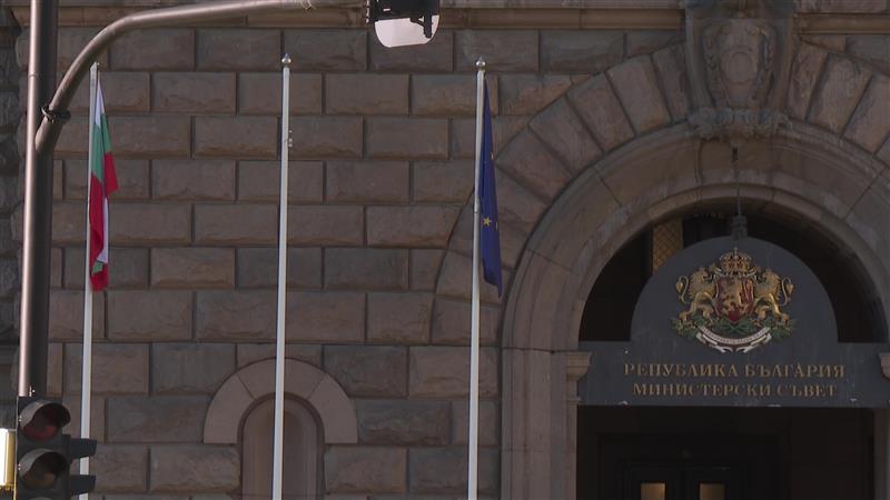 Молк од официјална Софија по наводите на известувачот Томас Вајц дека добивал закани по животот