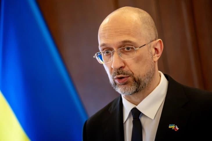 Украинскиот премиер поднесе оставка