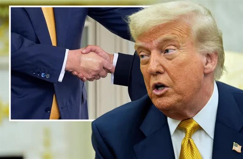 Докторите открија што значат промените на кожата на Трамп- сите зборуваат за модринките на раката (ФОТО)