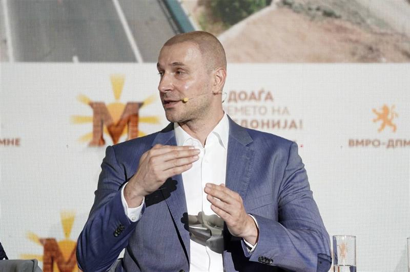 Ивановски: Бугарија даде ветување дека ќе работиме заеднички на пругата по Коридор 8