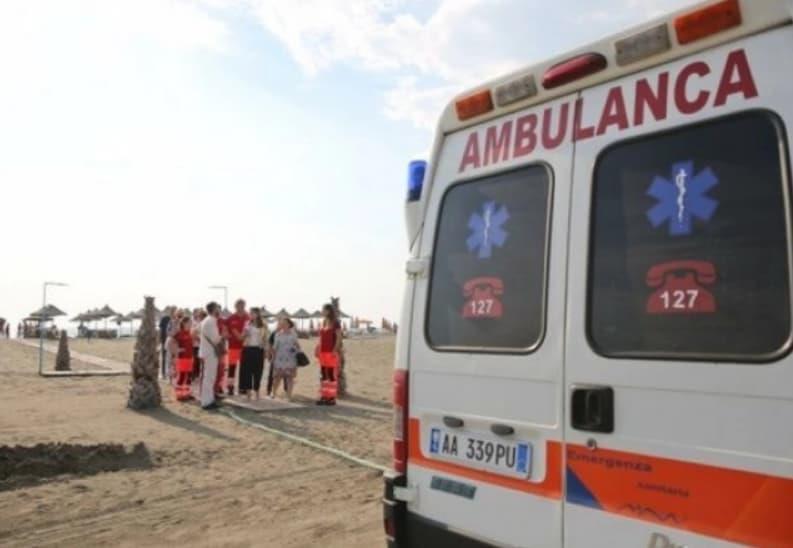 Македонски државјанин се удави во близина на Драч- доживеал срцев удар 