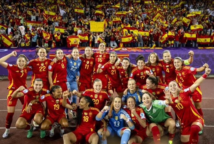 Шпанија противник на Англија во финалето на ЕП за фудбалерки