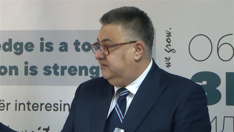 Минчев: Имаме волја за департизација на администрацијата