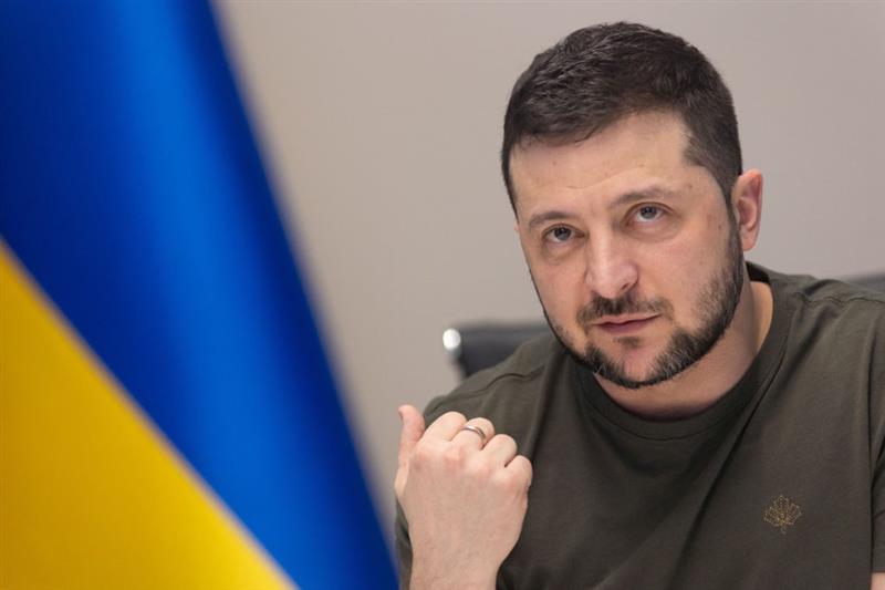 Зеленски ги продолжува воената состојба и општата мобилизација до 5 ноември