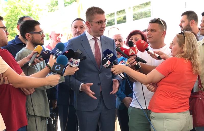 Мицкоски за интерпелацијата на Коцевски: Не ги менувам ставовите преку ноќ