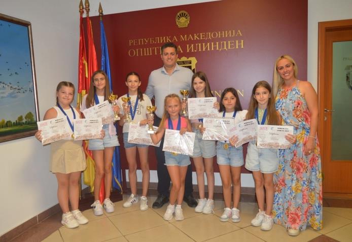 Светските шампиони од „Марбал“ на прием кај градоначалникот Георгиевски