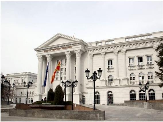 Владата донесе одлука за промена на таблиците на службените возила и одлука за отворање на конзулат во Корча