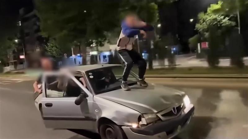 Полицијата ги откри лицата кои на социјалните мрежи се пофалија дека прекршија повеќе закони