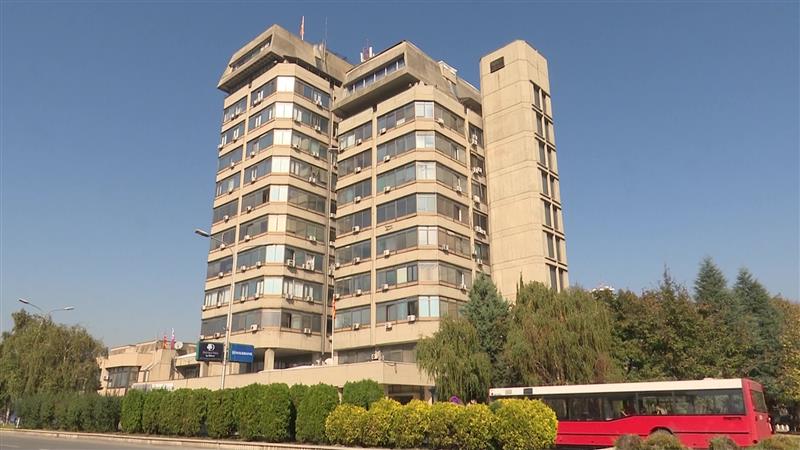 Народната банка со нова иницијатива-4 пати месечно без провизија да се подигнуваат пари од банкомати од други банки 