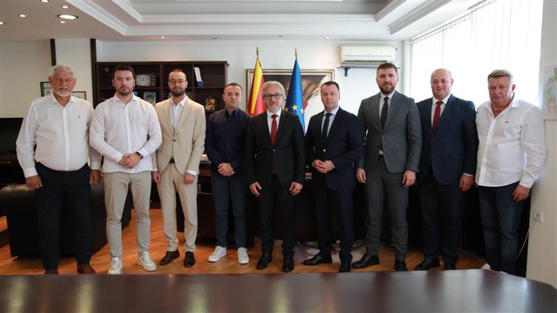 Склучени договори за изградба и адаптација на објекти за детска и социјална заштита со 8 општини