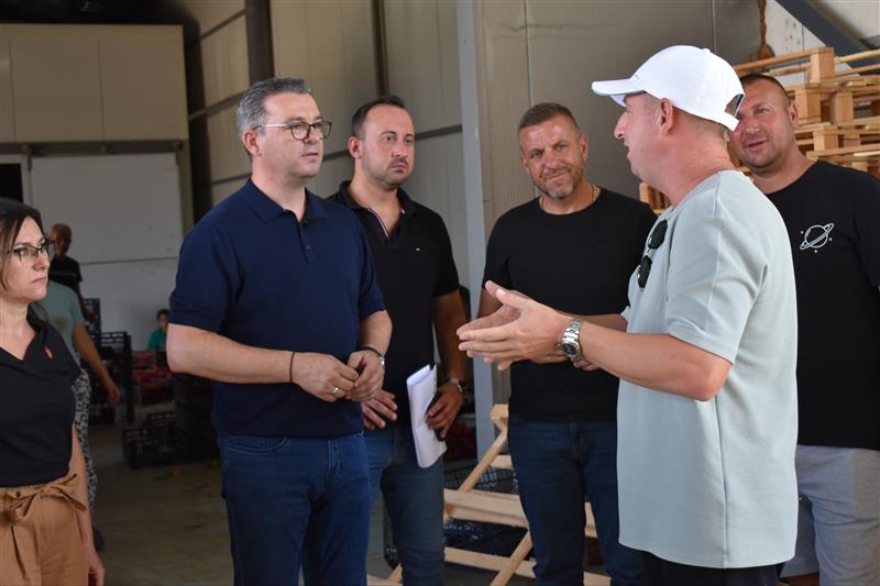 Трипуновски од струмичко: Пиперката се откупува непречено, имаме зголемување на субвенциите за 2025 година