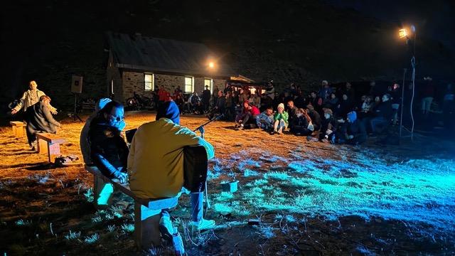 Магија на 2218 мнв на Пелистер, изведена претставата „Ноќта кога ја убив месечината“