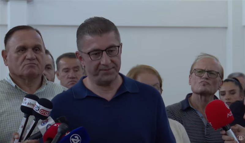 Мицкоски: Началникот кој се однесувал непрофесионално е сменет