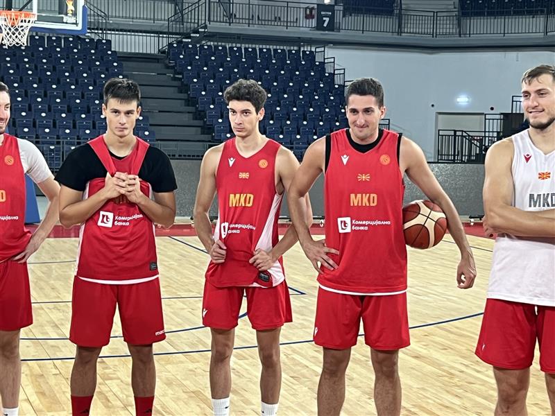Мекиќ ќе го пропушти натпреварот со Романија