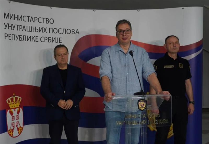 Нема да има граѓанска војна во Србија, порачува Вучиќ