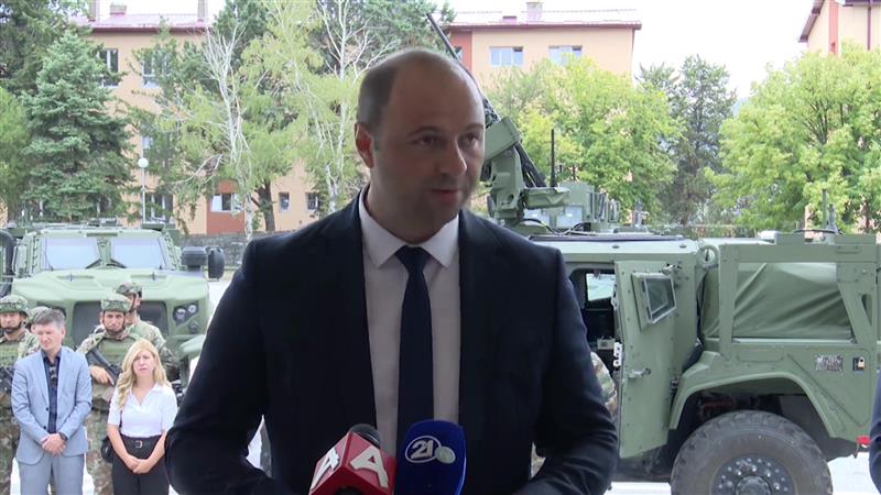 Презентирани нови 29 лесни оклопни возила за армијата