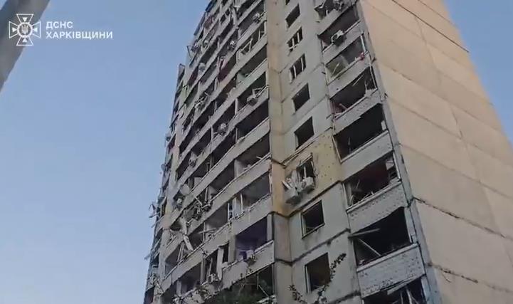 Петмина загинати и над 20 повредени во руски воздушен напад врз Харков