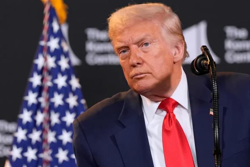Трамп пред средбата со Зеленски: Кога Русија, Украина и САД би ги предала Москва и Сант Петербург... 