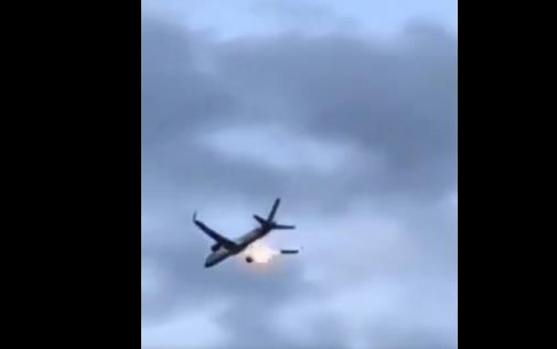 Видео: Драма на небото над Крф – се запали мотор на авион со 273 патници