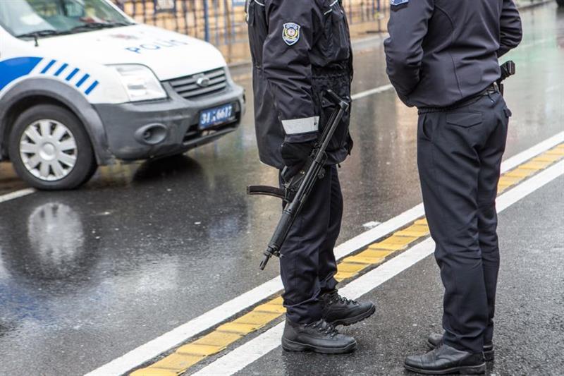 Полицијата во Истанбул запленила скапоцени камења и антиквитети, вредни 30 милиони долари 