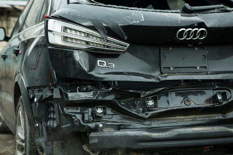 Загина девојче (9), сестричката се бори за живот по тешка сообраќајка во Грција- биле на одмор, мајката се забила во дрво 