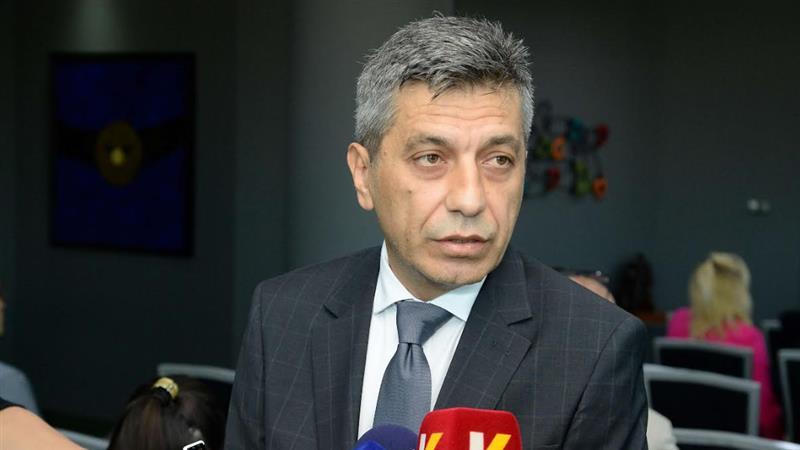 Меџити јавно го праша Османи: Дали најмалку двапати си бил во Будимпешта на средба со Груевски