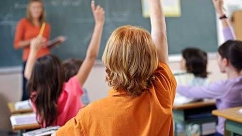 МОН: Успешна учебна година на учениците и наставниците