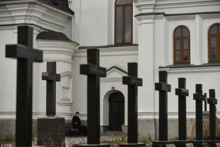 Украина започна постапка за забрана на Украинската православна црква поради врски со Москва