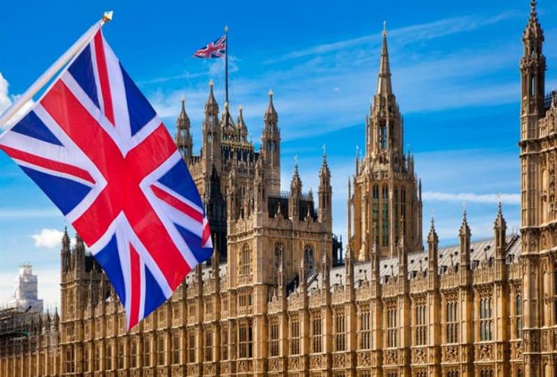 Скандал во Долниот дом на британскиот парламент: Звуци од интимен однос одекнуваат пред говорот на премиерот 