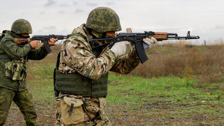 Украинците тврдат дека моментално на територијата на Украина има околу 700.000 руски војници