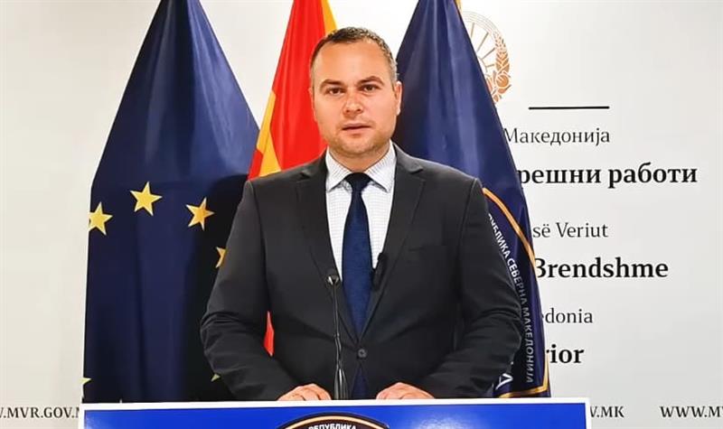МВР: Лишени од слобода разбојници во Скопје, спречени при обид за разбојништво во маркет во Чаир  