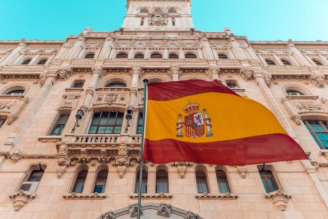 Шпанија планира целосно ембарго на оружје за Израел