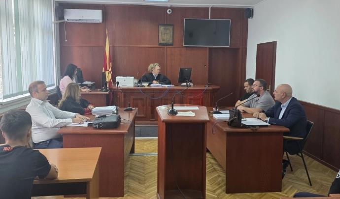 Одложен судскиот процес за родителот кој нападна двајца 15 годишни фудбалери во Штип