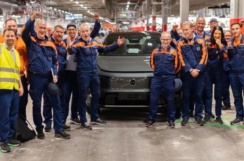 Новиот „Volvo EX60“ прикажан на фотографија