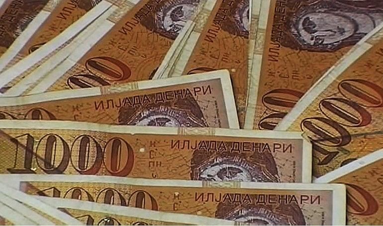 Просечната нето-плата во јули 45 276 денари