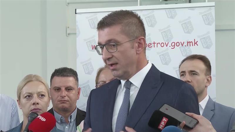 Мицкоски: Платите во јули пораснаа за над 10,5% во споредба со јули 2024, намалени се државниот и јавниот долг 
