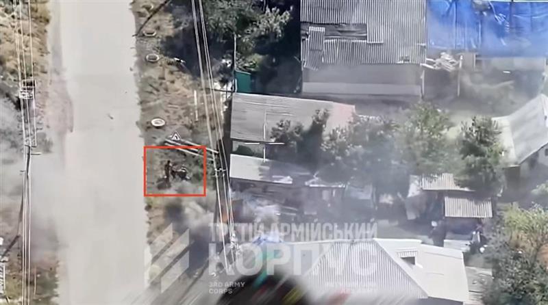 Украинците објавија брутално злосторство: Русите убиле семејство, ќерката им е жив штит (Вознемирувачко видео)