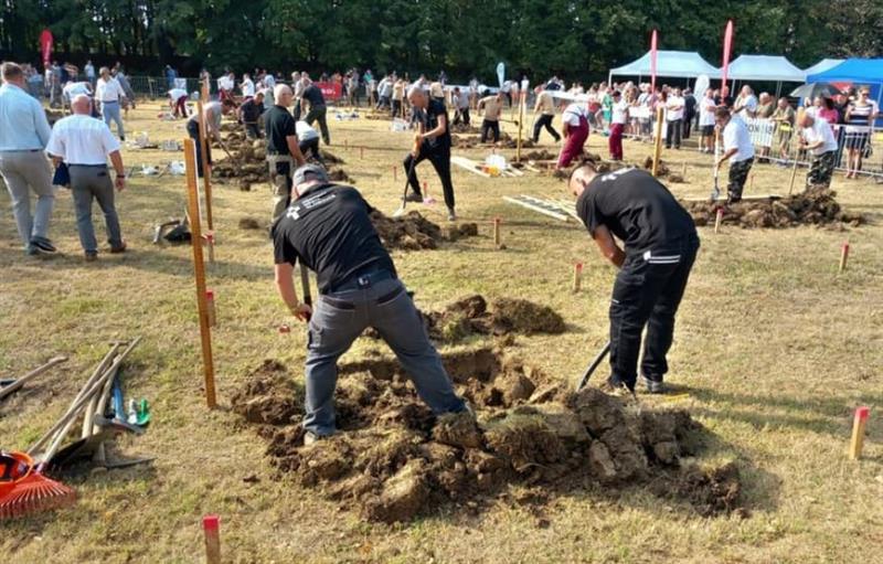 Кој е најдобар гробар- во Унгарија се одржа бизарен натпревар со учесници од целиот свет (ВИДЕО)
