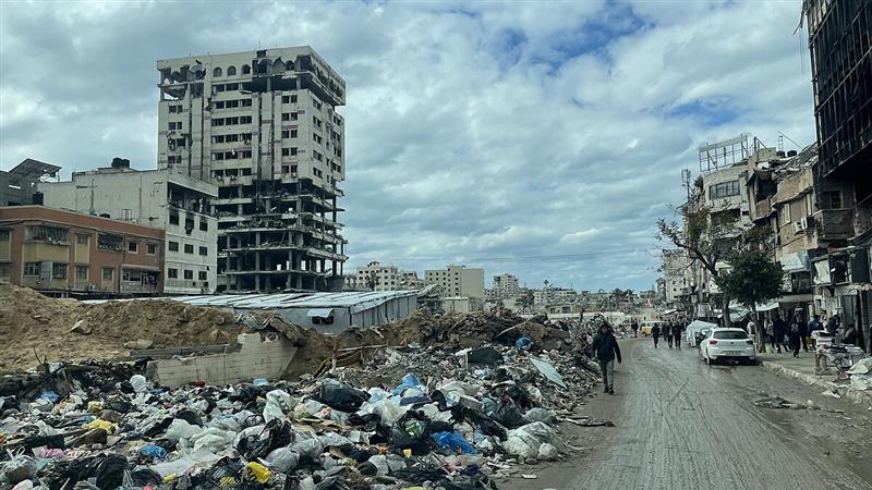 „Лекари без граници“ ги прекинаа основните медицински активности во Газа поради интензивираните израелски напади