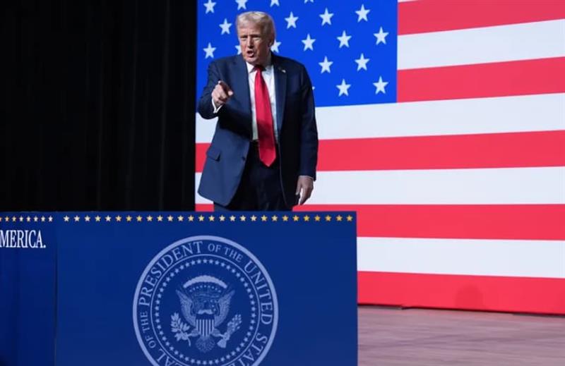УЕФА поради одлуката на Трамп го одложи исклучувањето на Израел од меѓународните натпревари 