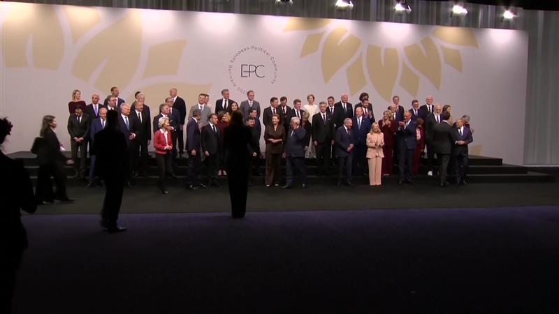 Сиљановска-Давкова во Копенхаген: Потребна ни е политика како уметност на можното 