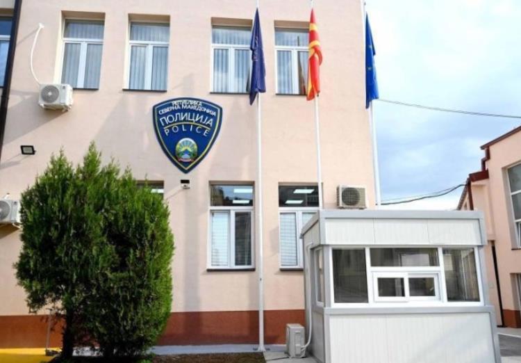Полицијата приведе кумановец, баран за демнење на 28 годишна девојка