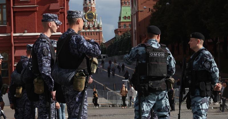 Автомобил влета во група пешаци во Москва – неколкумина тешко повредени