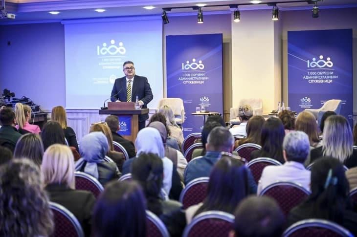Минчев: Европеизацијата не почнува во Брисел - почнува овде со секој службеник кој ја работи својата работа со чест, со почит и со интегритет