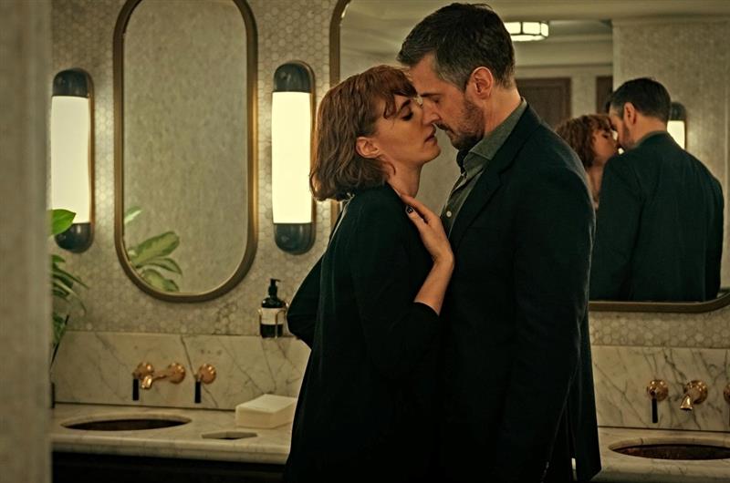 Зошто зафатените луѓе се секогаш попривлечни? Постои објаснување
