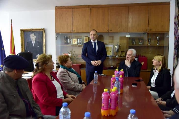 Филипче: Аманетот од хероите на НОБ е да ја продолжиме борбата за правдата и слободата, за нашиот дом